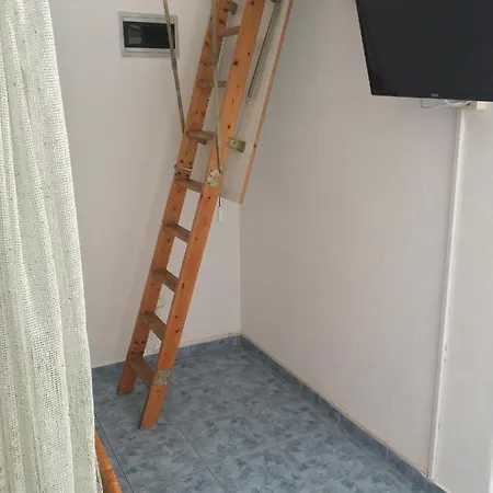 Medusa Apartment