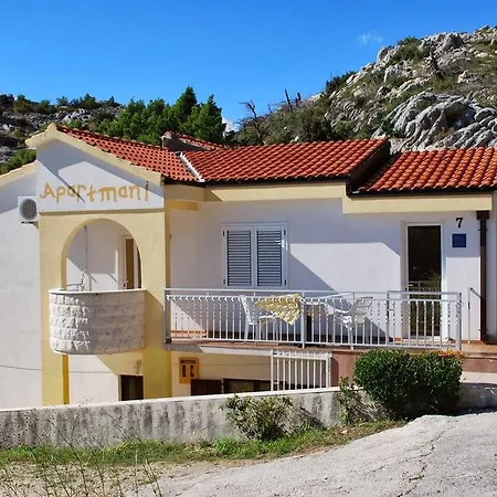 Medusa * Makarska